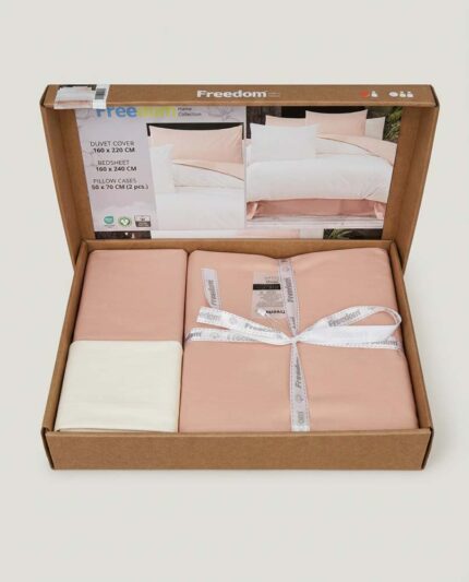 magnific centreaza cutia din img2 2947278639 – Casa Textilelor