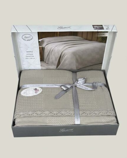 magnific centreaza cutia din img2 2947463205 – Casa Textilelor